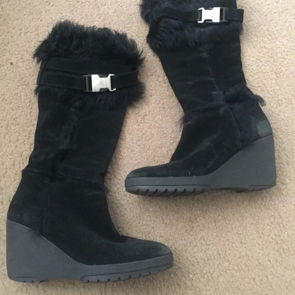 Coach Sharma Suede Shearling Boots Black fur logo